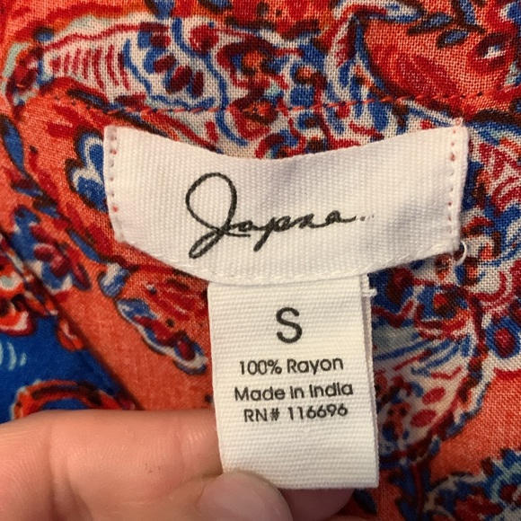 Beautiful Japna midi dress w fabric covered buttons all the way down front 😍😍 - Picture 5 of 11